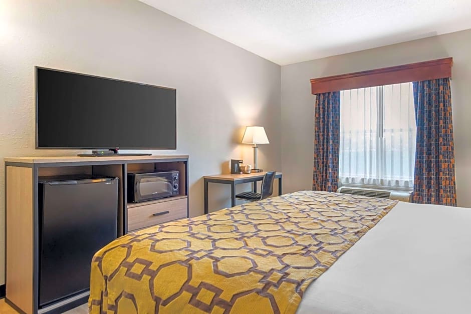 Baymont by Wyndham Kennesaw