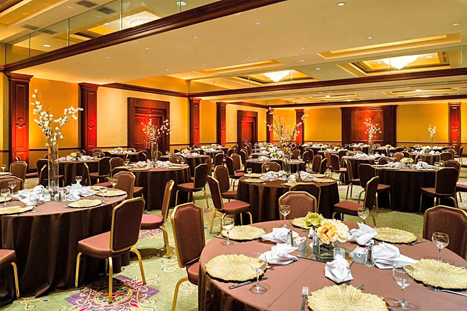 DoubleTree by Hilton Washington Dulles Airport
