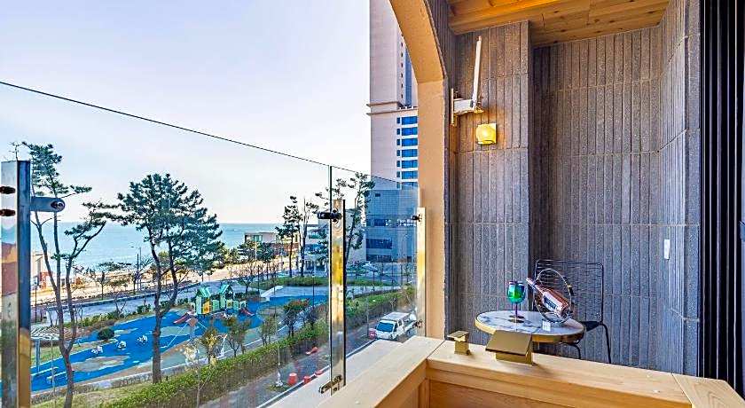 Hound Hotel Ulsan