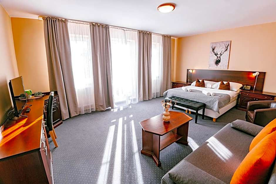 Greenwood hotel