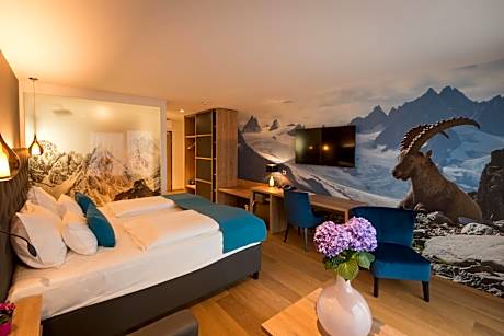 Double Room with Mountain View
