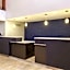 La Quinta Inn & Suites by Wyndham Richmond South