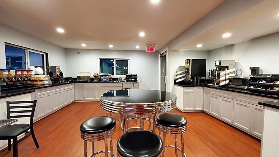 Ramada by Wyndham Flagstaff East