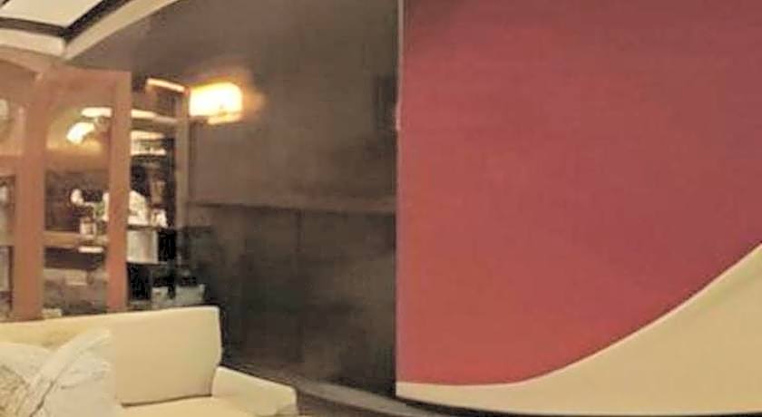 Fifteen Beacon Hotel