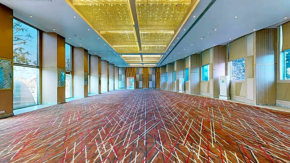 Radisson Hotel Bareilly Airport