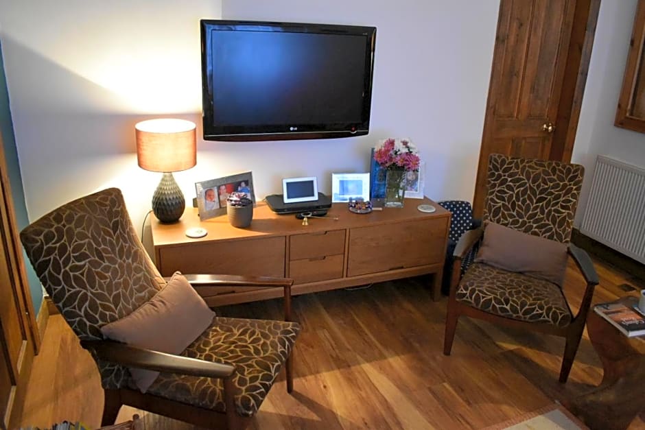 Lycia Rooms + – Inverness