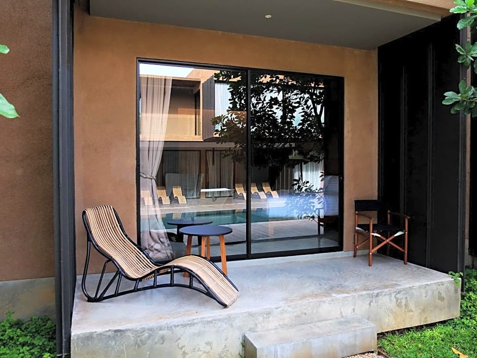 Monaz River Kwai Kanchanaburi