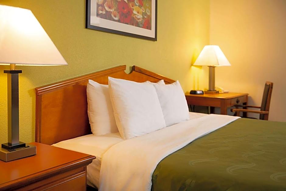 Quality Inn At Arlington Highlands