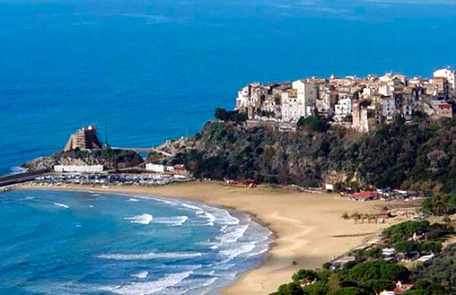 Albergo Ristorante Bar Pizzeria La Lanterna