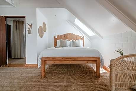 Triple Room with Balcony