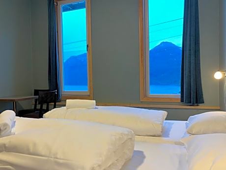 Family Room with Sea View