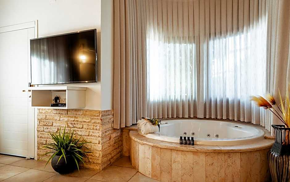 Grand Vista Boutique Hotel And Spa