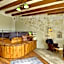 Seki Cave Hotel