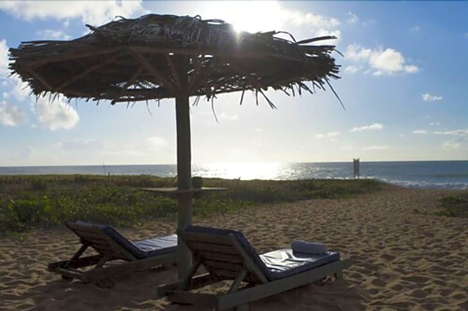 Pousada Praia das Ondas - Pe  na areia