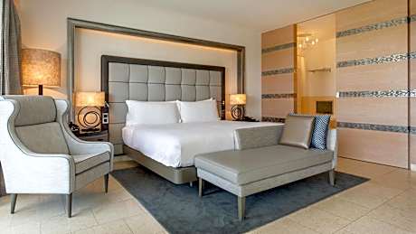 Grand Deluxe King Room with Pool View