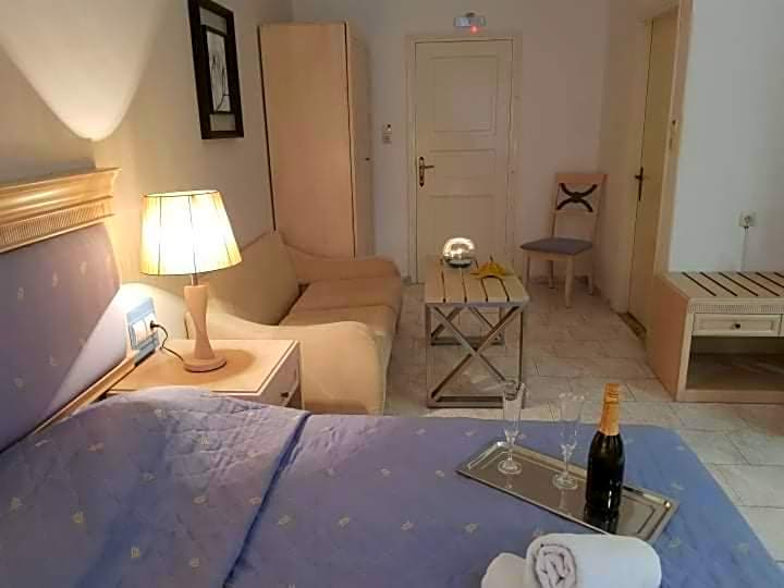 Arginonta Beach Apartments