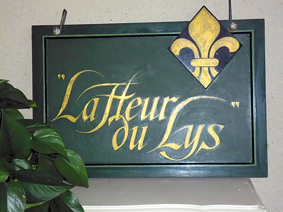 La Fleur De Lys