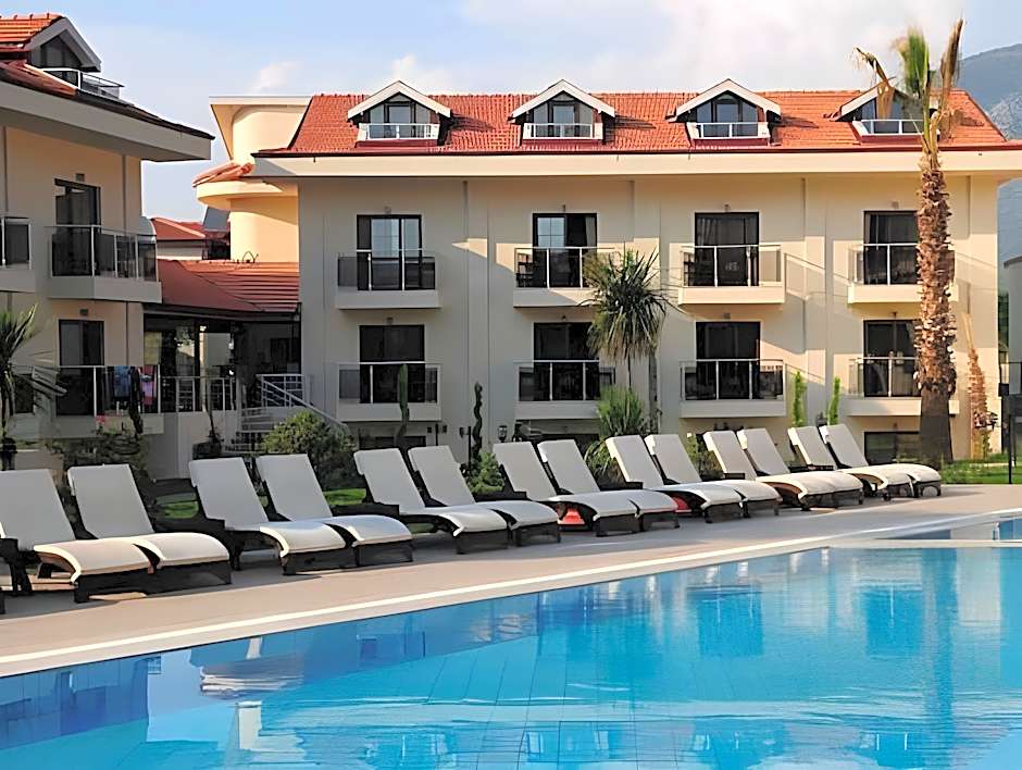 Han Deluxe Hotel