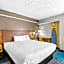 Days Inn & Suites by Wyndham Cedar Rapids