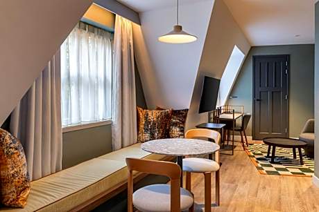 Studio King Room with Sofa Bed