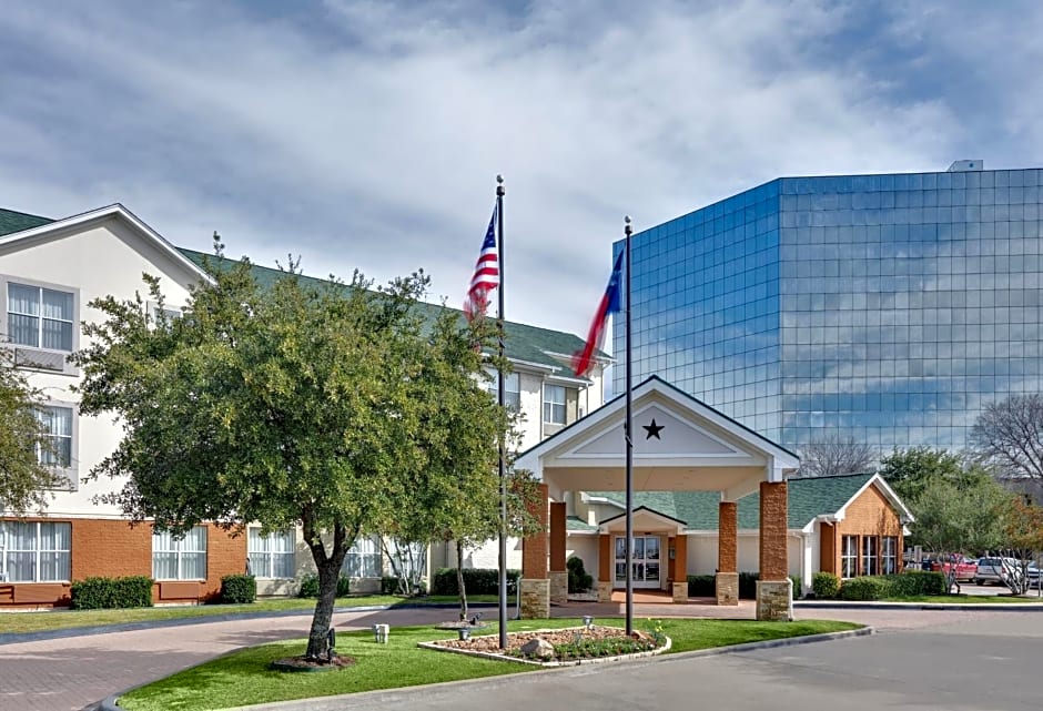 Candlewood Suites Dallas Market Center-Love Field, an IHG Hotel