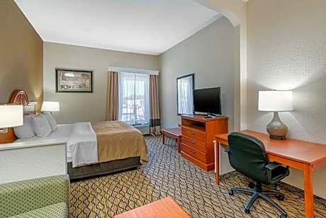 1 King Bed, Suite, Nonsmoking