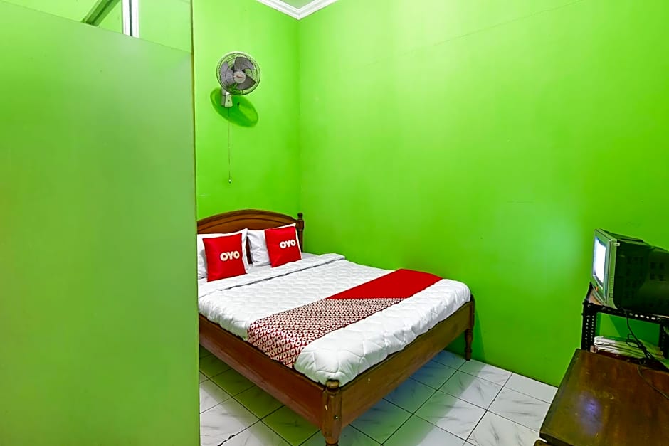 SPOT ON 91357 Hotel Mulyo