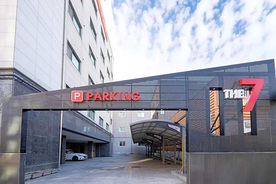 The 7 Business Hotel