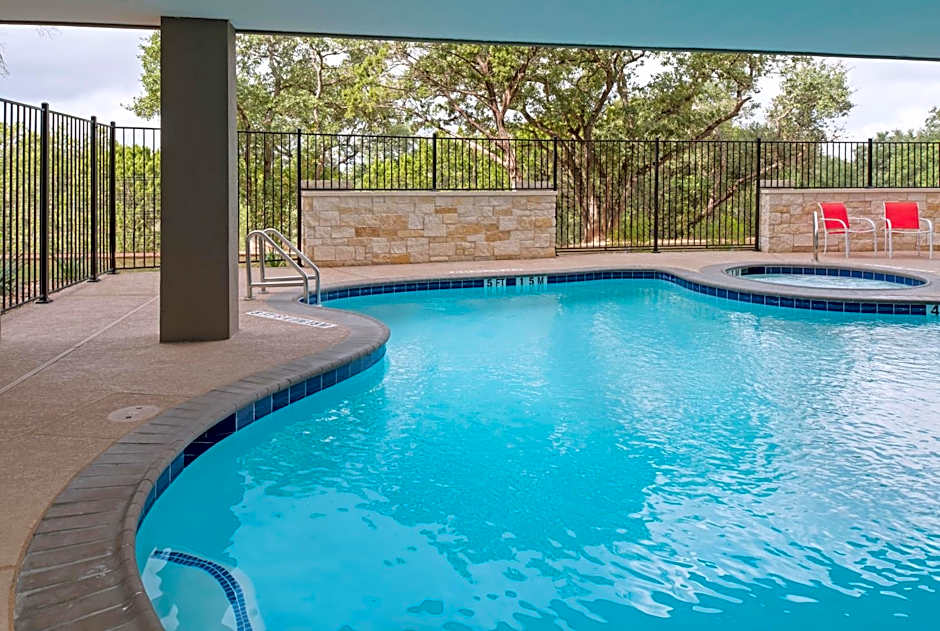 Holiday Inn Express & Suites Austin NW - Four Points By IHG