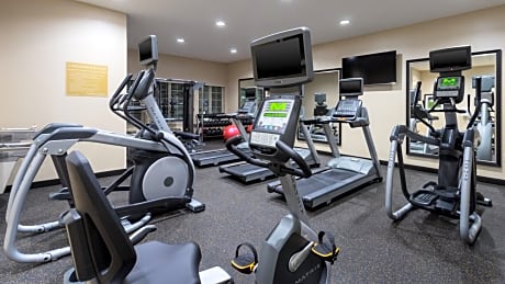 Candlewood Suites Grove City - Outlet Center, an IHG Hotel