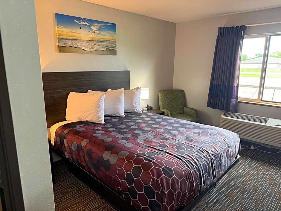 Country Haven Inn