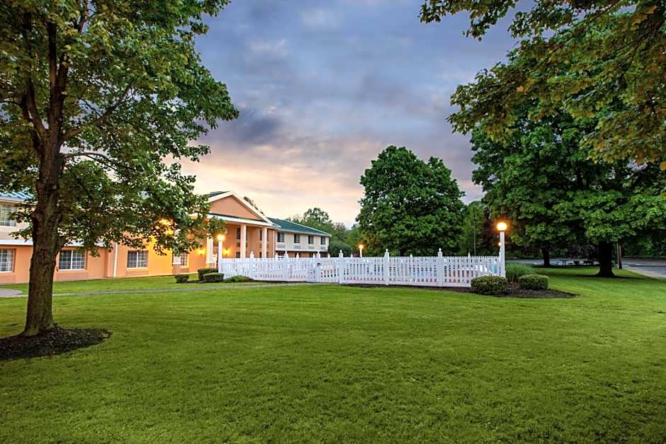 Baymont by Wyndham Harrisburg
