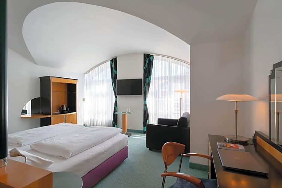 Photo 1 of 4 of Suite