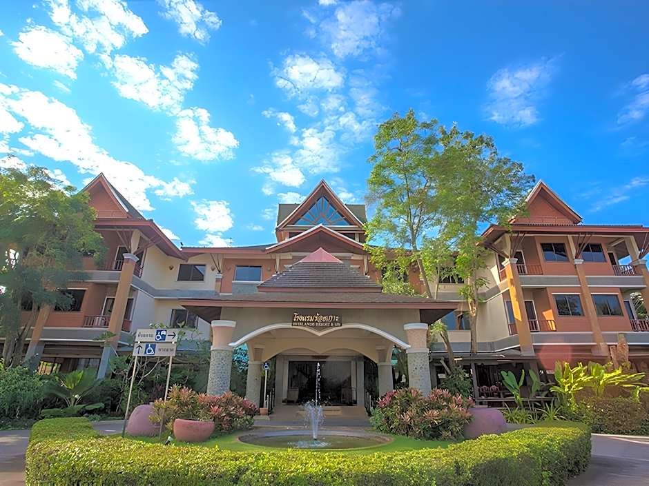 Photo 1 of 49 of 100 Islands Resort and Spa