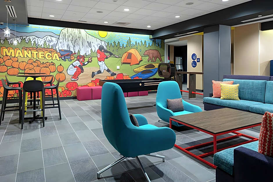 Tru by Hilton Manteca