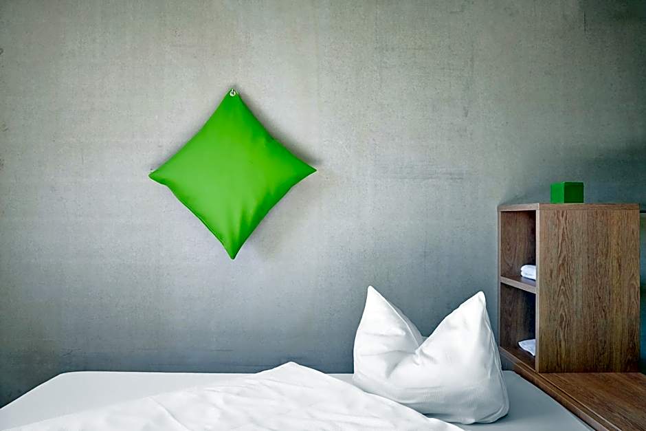 a2 HOTELS Plochingen