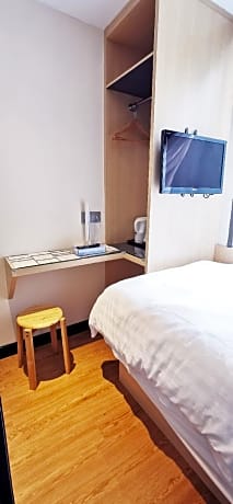 Compact Single Room