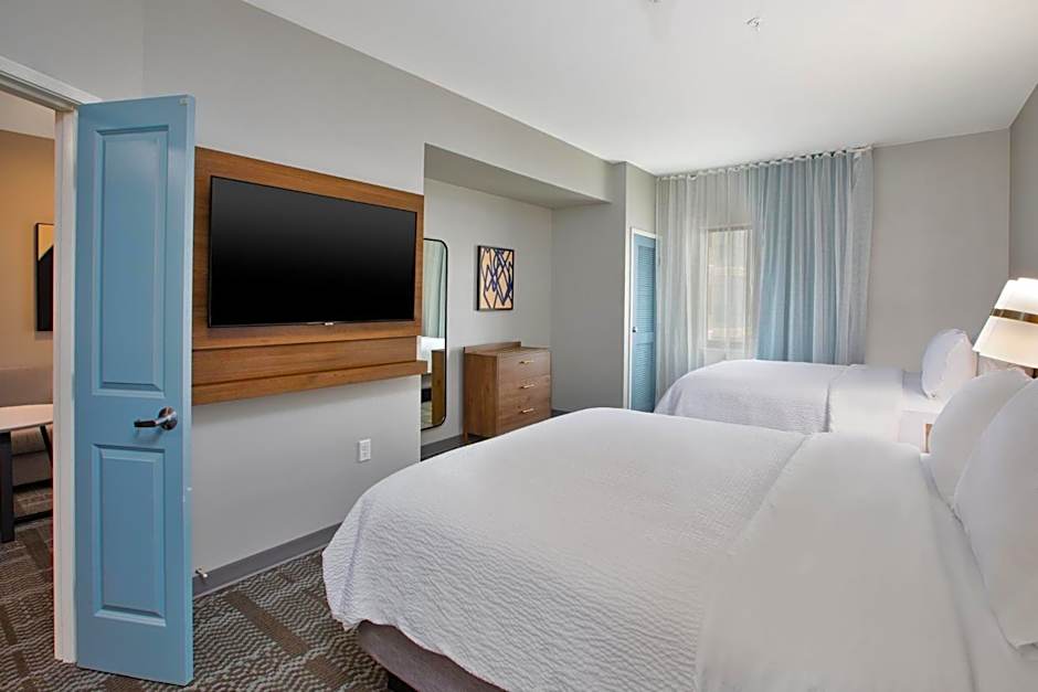 Staybridge Suites Ames By IHG