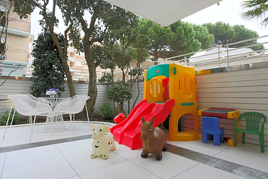 Hotel Caribia Pinarella