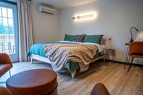 King Room with Balcony