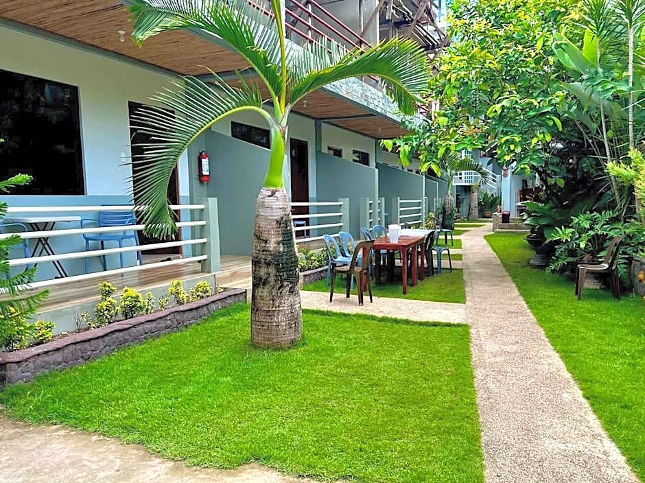 Alona Grove Tourist Inn