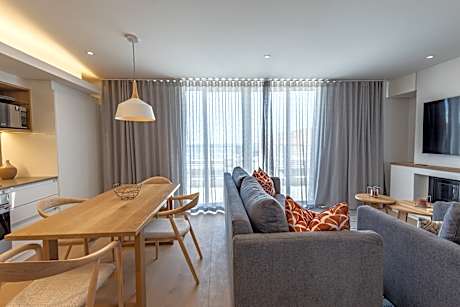 2 Bedroom Apartment 404