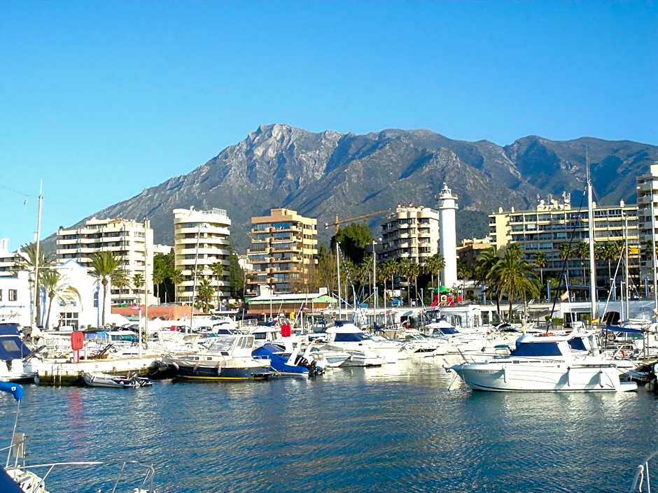 Hotel El Faro Marbella