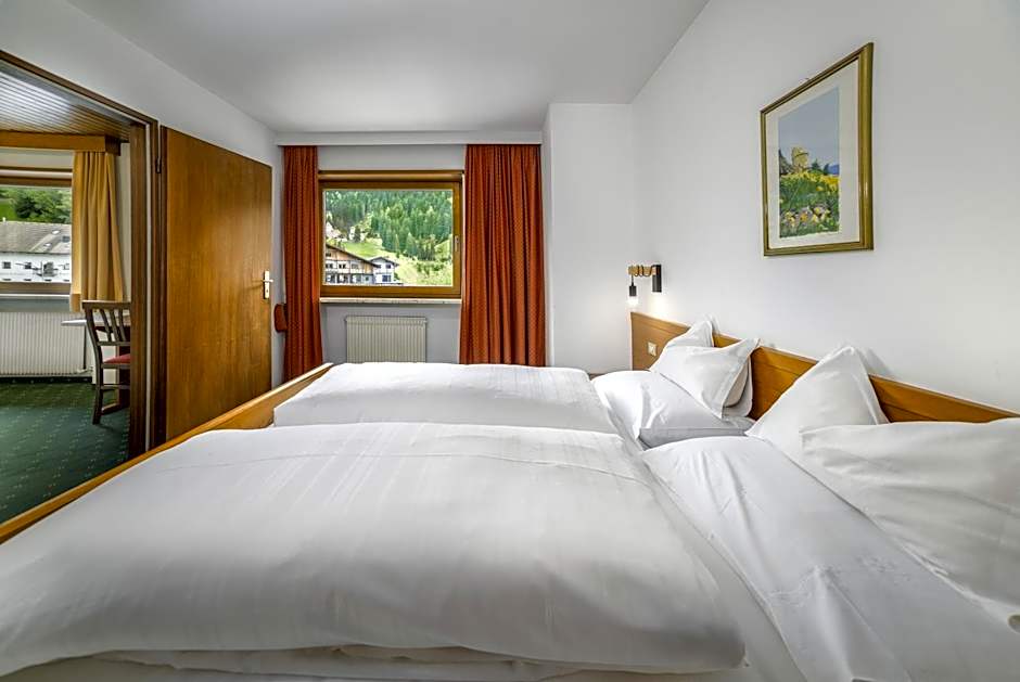 Cësa Panaval Apartments