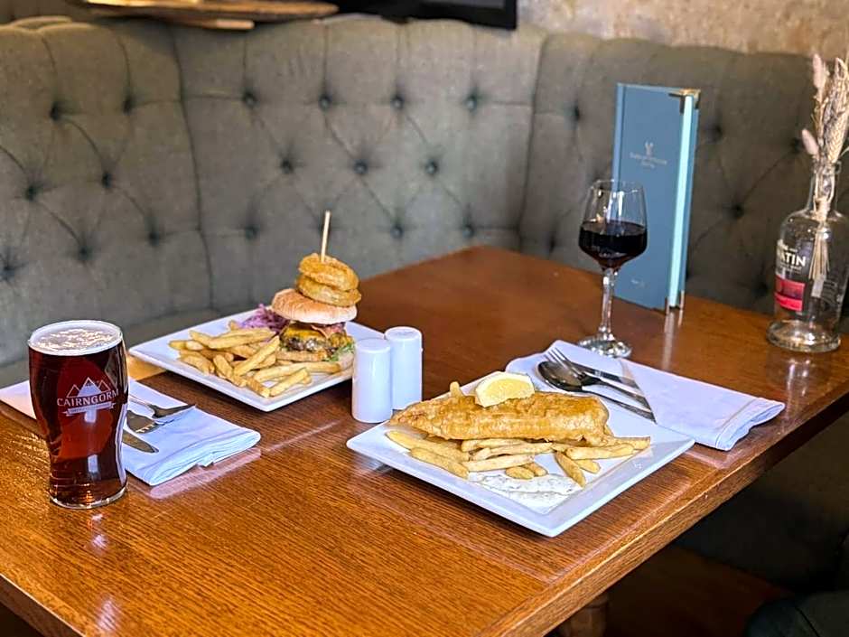 Duke Of Gordon Hotel