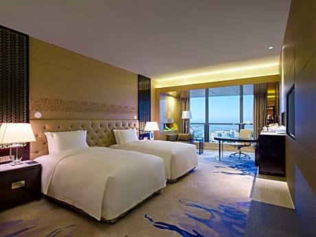 Ocean View Executive Twin Room with Lounge Access