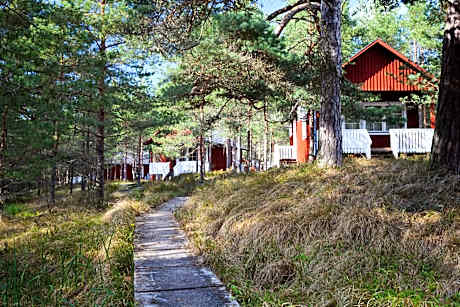 Roosta Holiday Village