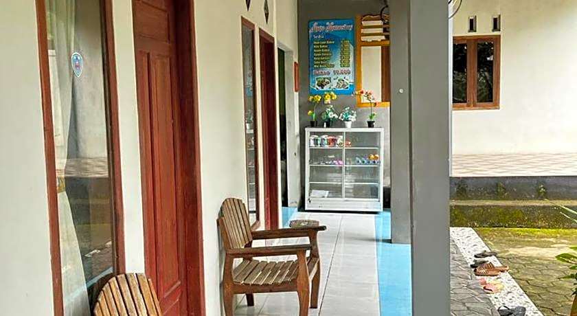 OYO Life 92264 Argo Homestay