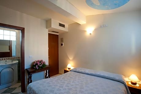 Economy Single Room