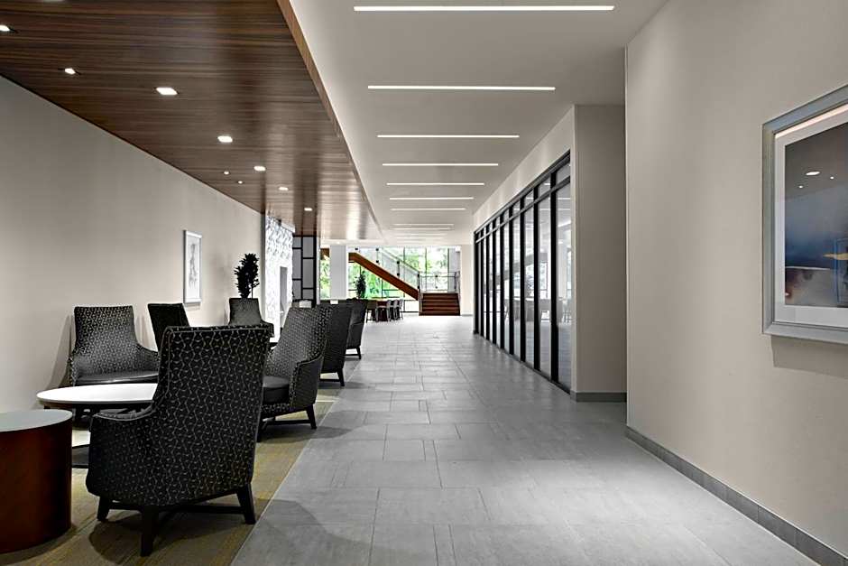 Courtyard by Marriott Knoxville Downtown